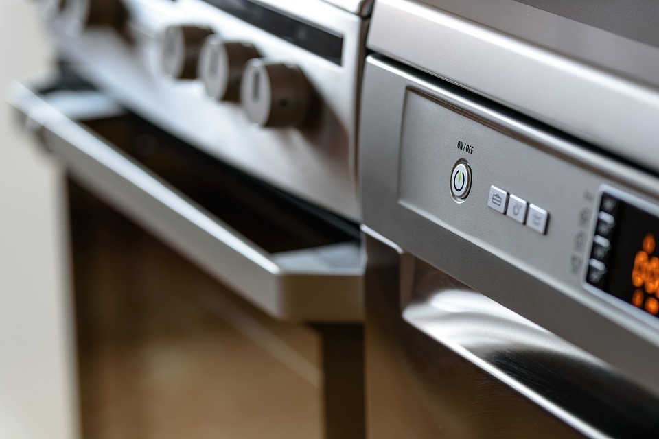 How to Avoid Damages When Moving Appliances to Your New Home