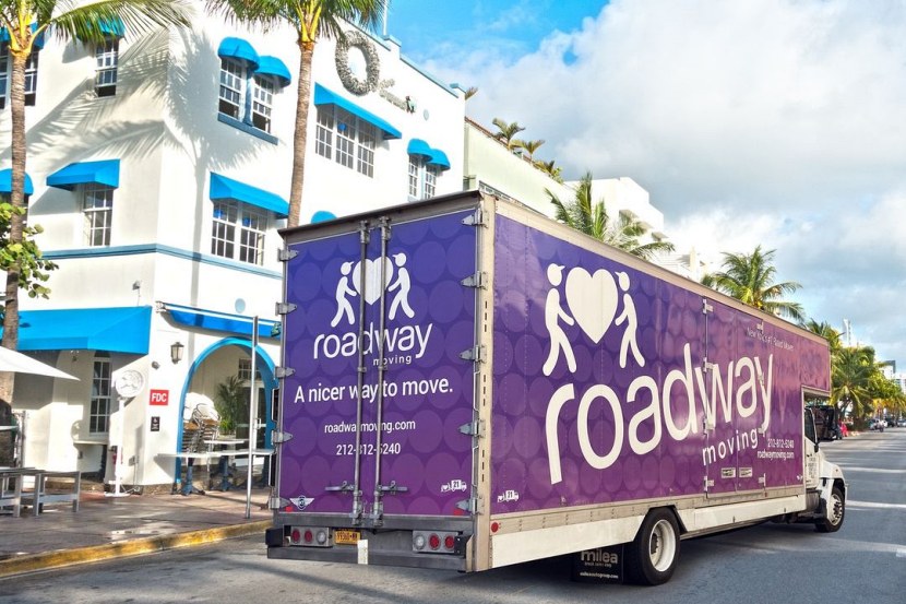 Florida Roadway moving truck