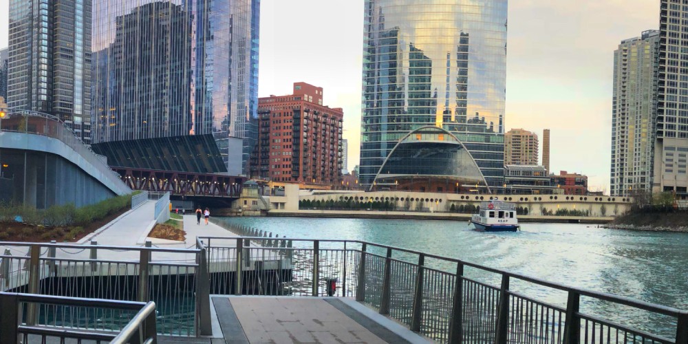 Chicago summer moving guide hero image