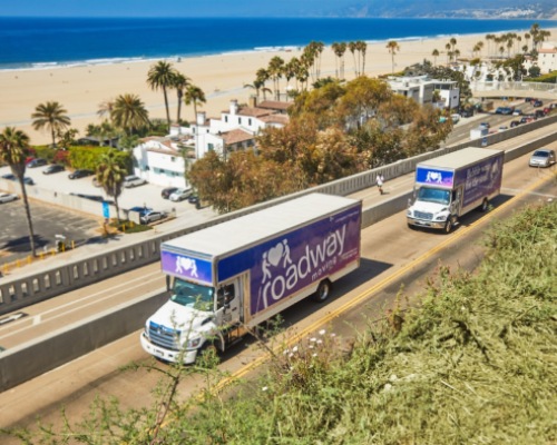 Roadway Moving truck in Los Angeles