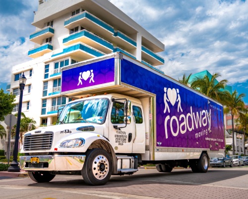 Roadway Moving truck in Miami